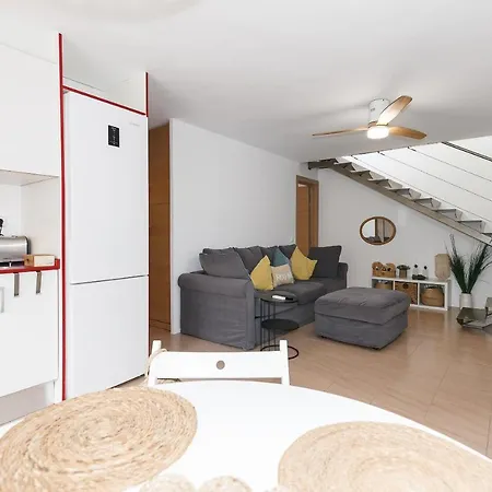 Uhc Reus Family Complex Apartment